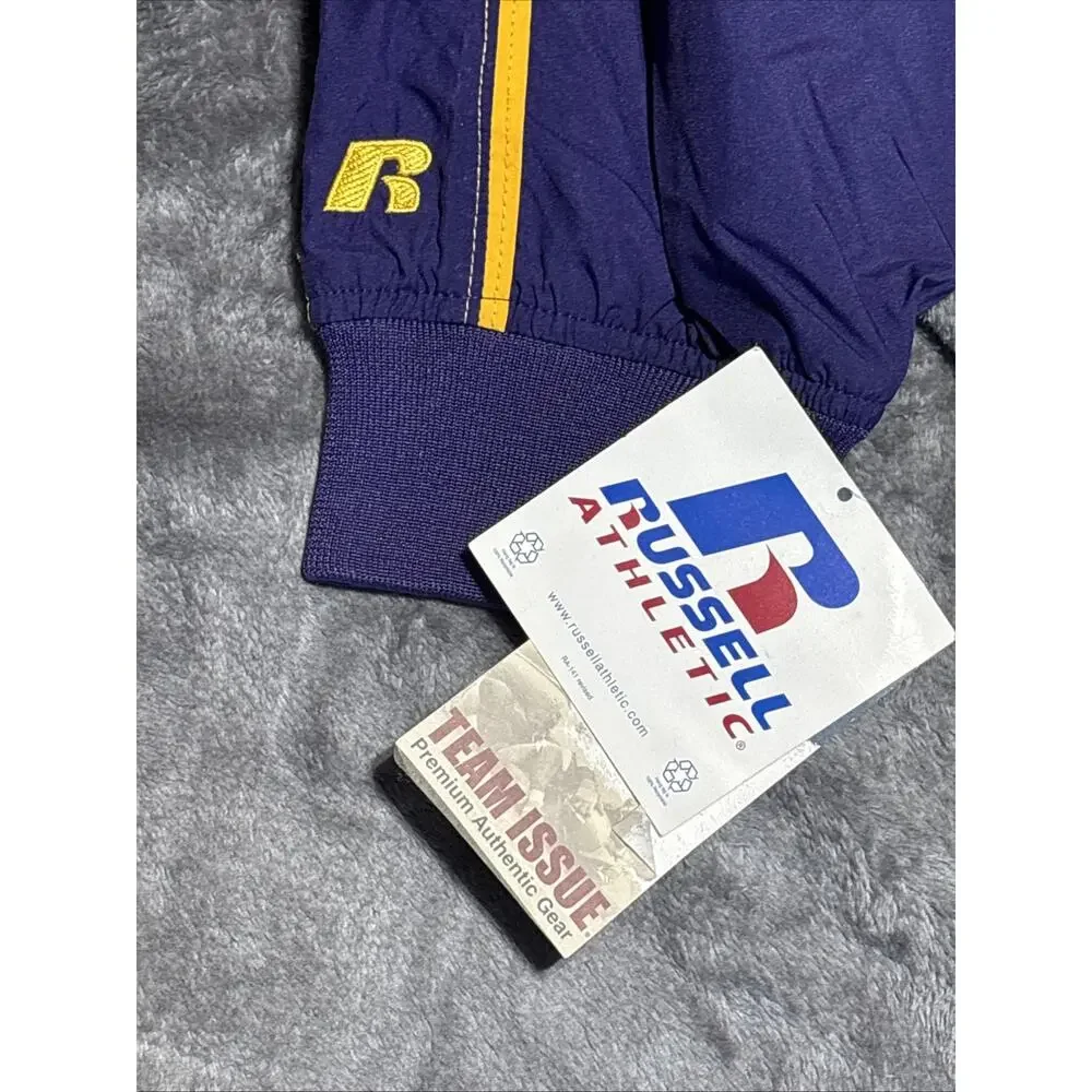 ECU East Carolina Pirates Russell Men M Team Issue Purple Windbreaker Pullover - Picture 2 of 7